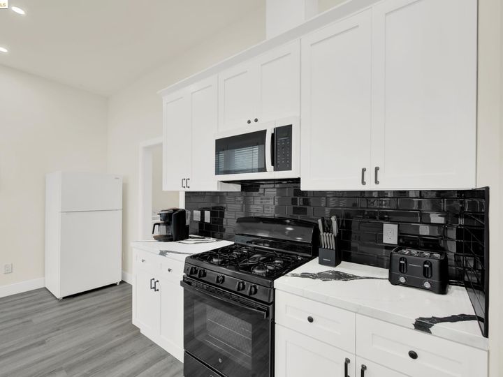 823 60th St, Oakland, CA | North Oakland. Photo 30 of 49