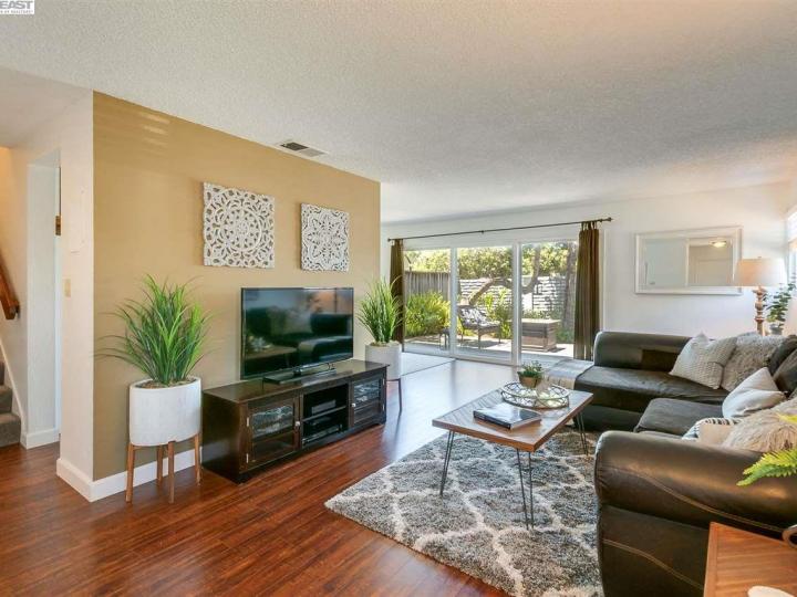 823 Woodgate Dr, San Leandro, CA, 94579 Townhouse. Photo 1 of 40