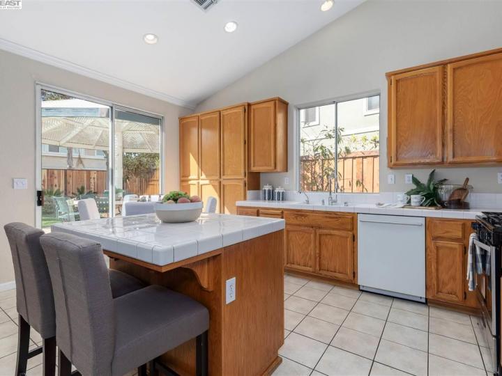 831 Stonewood Ct, Brentwood, CA | Brentwood. Photo 11 of 35