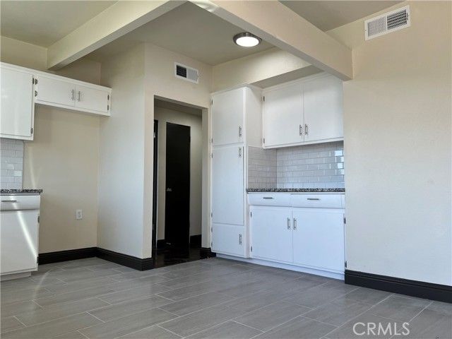 905 E Myrtle St, Hanford, CA | . Photo 11 of 39