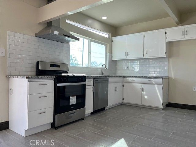 905 E Myrtle St, Hanford, CA | . Photo 10 of 39