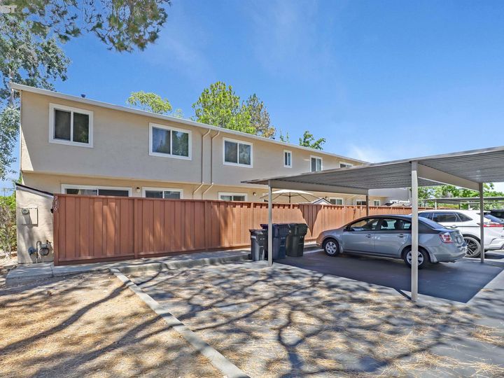 936 Dolores St, Livermore, CA, 94550 Townhouse. Photo 50 of 54