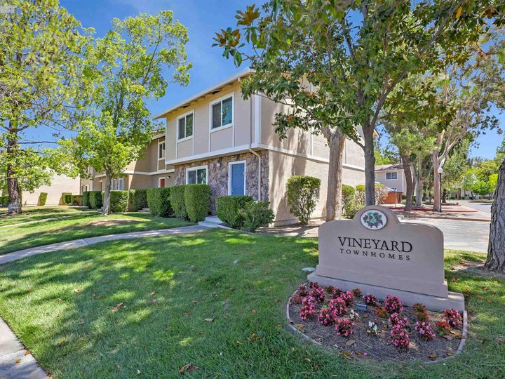 936 Dolores St, Livermore, CA, 94550 Townhouse. Photo 54 of 54