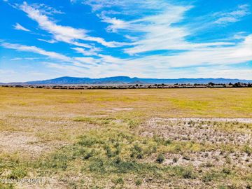 015e- 3 Copperfield Rd, Prescott Valley, AZ | Under 5 Acres. Photo 3 of 36
