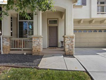 1208 Picadilly Ln, Brentwood, CA | Rose Garden. Photo 2 of 30