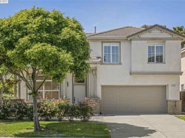 132 Berry Ave, Hayward, CA | Orchard Park. Photo 2 of 40