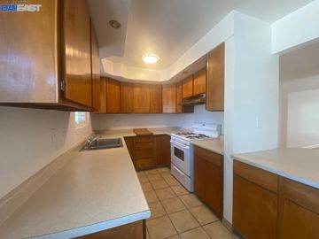 1343 Woolner Ave, Fairfield, CA | . Photo 3 of 26