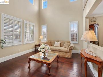 1475 Majestic Ln, Brentwood, CA | Meridian Pointe | No. Photo 3 of 25