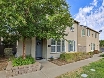 174 Talmont Cir #174, Roseville, CA, 95678 Townhouse. Photo 2 of 48