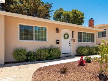 18420 Crest Ave, Castro Valley, CA | Lake Chabot. Photo 2 of 32