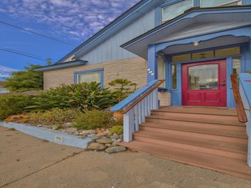 215 11th St, Pacific Grove, CA | . Photo 6 of 38