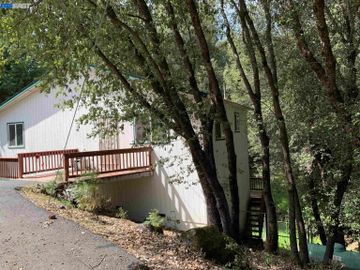 21896 Fallview Dr, Sonora, CA | . Photo 3 of 11