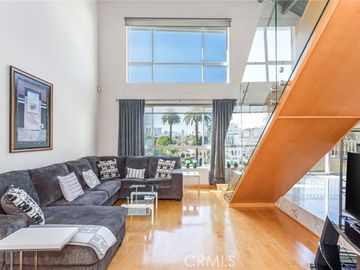 221 S Gale Dr unit #405, Beverly Hills, CA