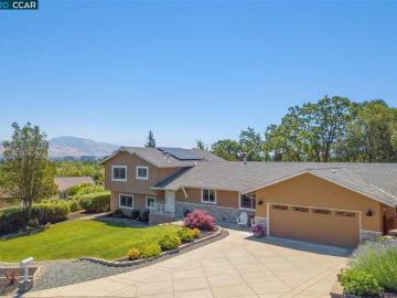 23 Valley Ct, Pleasant Hill, CA | . Photo 3 of 40