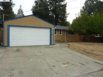 2531 Erie Dr, Concord, CA | Holbrook Heights. Photo 3 of 37
