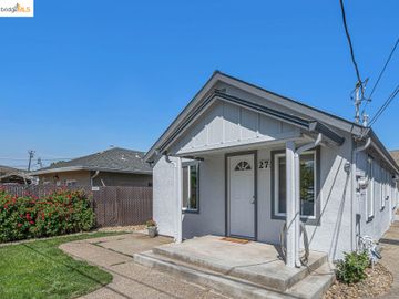 27 Spruce, Brentwood, CA | Brentwood. Photo 3 of 50