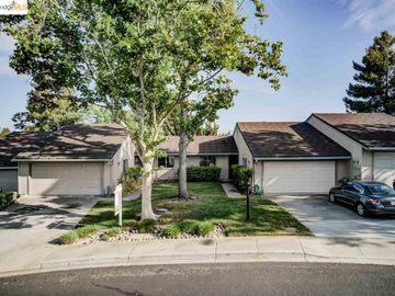 3 Selena Ct, Antioch, CA, 94509 Townhouse. Photo 4 of 25