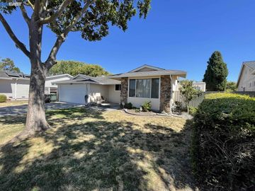 32510 Karen Ct, Union City, CA | Town & Country. Photo 2 of 37