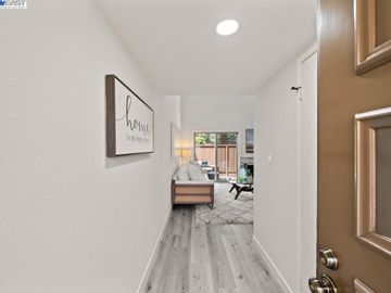36021 Vallee Ter, Fremont, CA, 94536 Townhouse. Photo 4 of 30