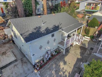 4035 Magee Ave, Oakland, CA | Redwood Heights. Photo 6 of 58