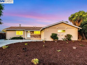 41736 Paseo Padre Pkwy, Mission, CA