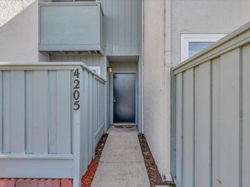 4205 Sea Pines Ct, Capitola, CA, 95010 Townhouse. Photo 4 of 52
