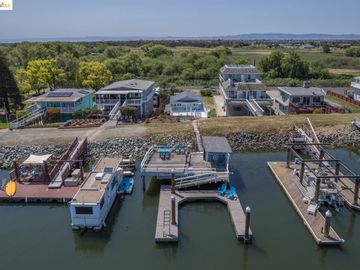 4327 Willow Rd, Waterfront, CA