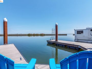 4327 Willow Rd, Bethel Island, CA | Waterfront. Photo 4 of 56