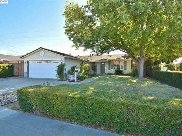 5096 Curtis St, Fremont, CA | Southpark. Photo 2 of 32