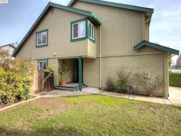 5362 Rainflower Dr Livermore CA Multi-family home. Photo 2 of 29