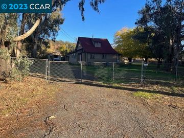 6431 Upper Palermo Rd, Oroville, CA | . Photo 3 of 23